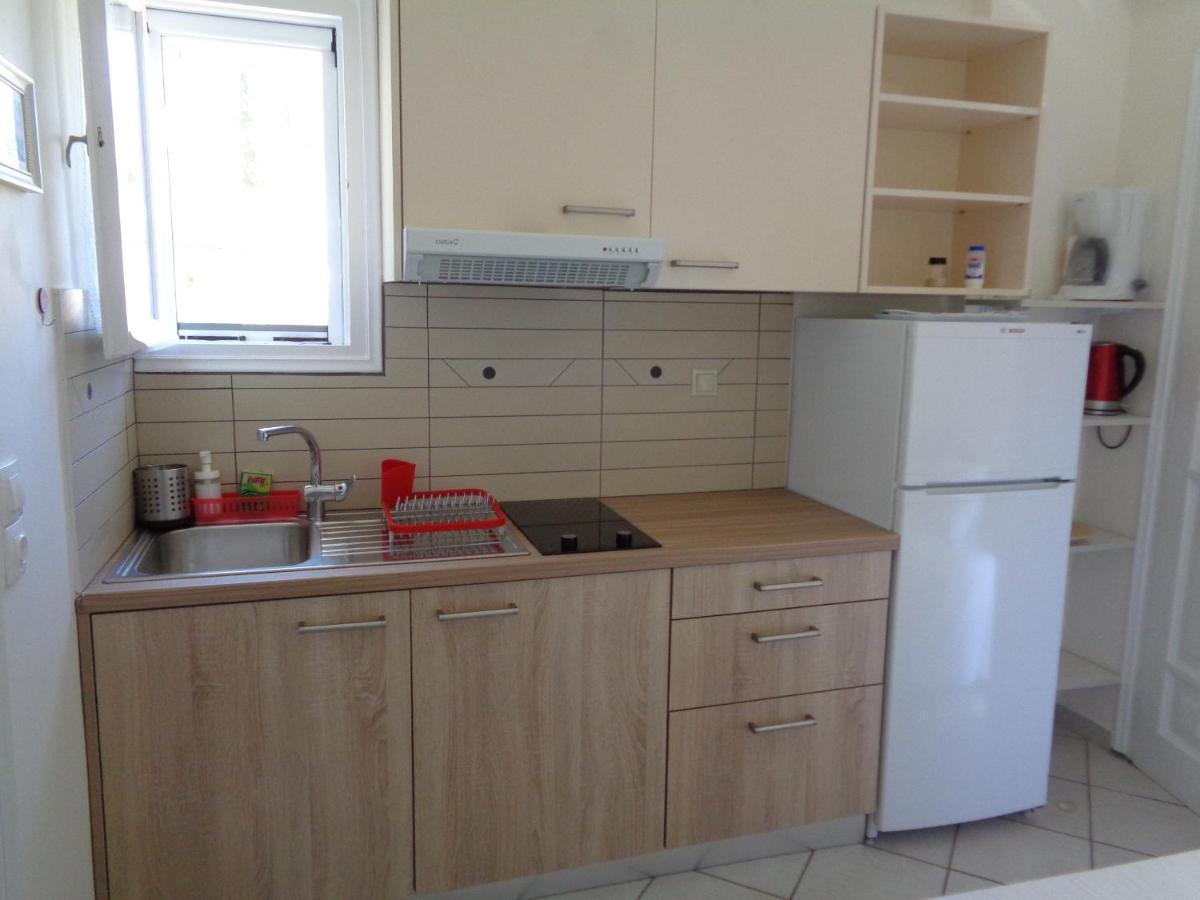 Green View Apartments อาโยส นิกีตัส ภายนอก รูปภาพ