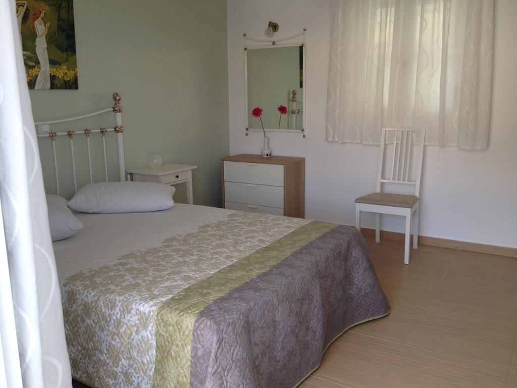 Green View Apartments อาโยส นิกีตัส ภายนอก รูปภาพ